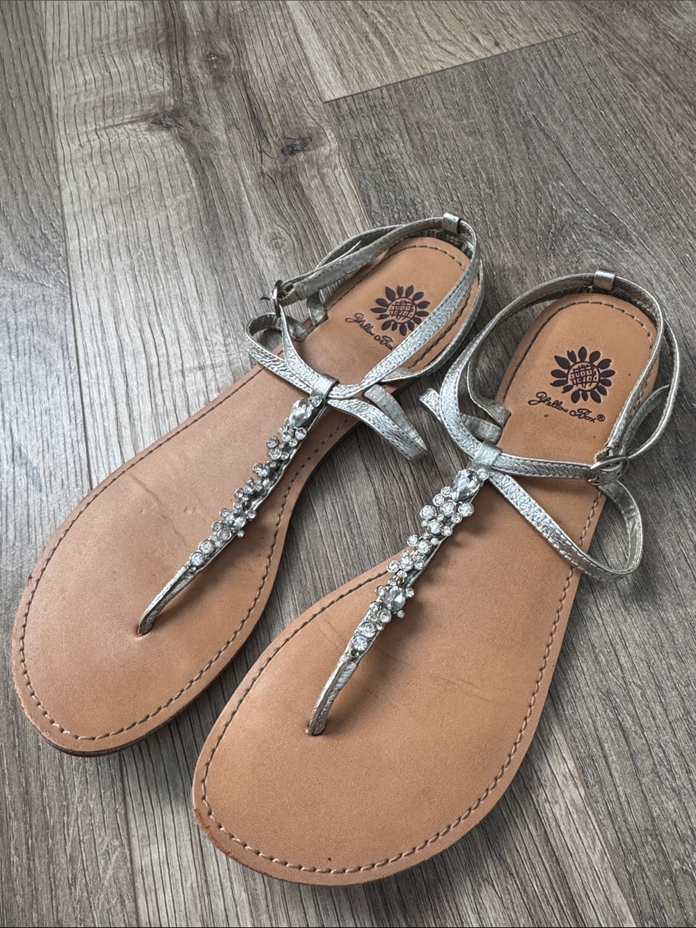 Yellow Box Women's Gemstone T-Strap Sandals - Silver Size 9
